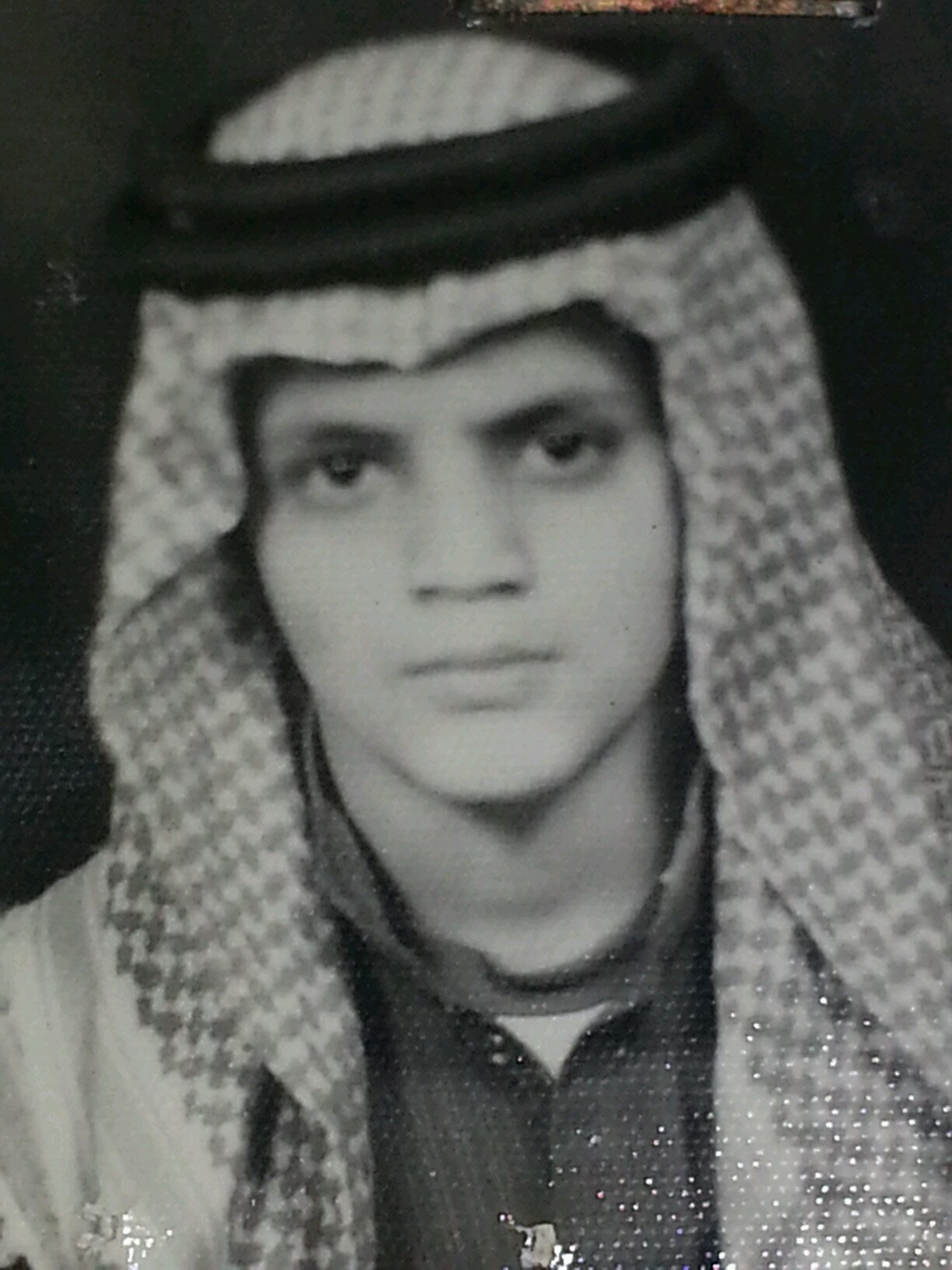 ‏مايجلى السواداﻻالبياض.