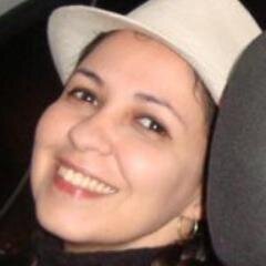 mariacarolina's profile picture. Mas já que se há de escrever, que ao menos não se esmaguem com palavras as entrelinhas. (Clarice Lispector)