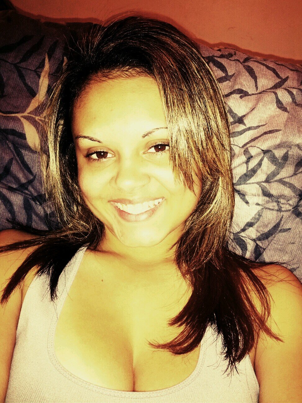 #GrandmasGirl #HisWorld #CountryGal 
love me or hate me im still guna be me regardless