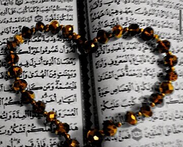 علاج الأطفال :العفنه والعضيم والرواح ؛وبخور لعلاج العين والحسد وو ؛ واعشاب لعلاج خراب النساء .. واتمنى لكم الشفاء  ولي ولكم التوفيق..