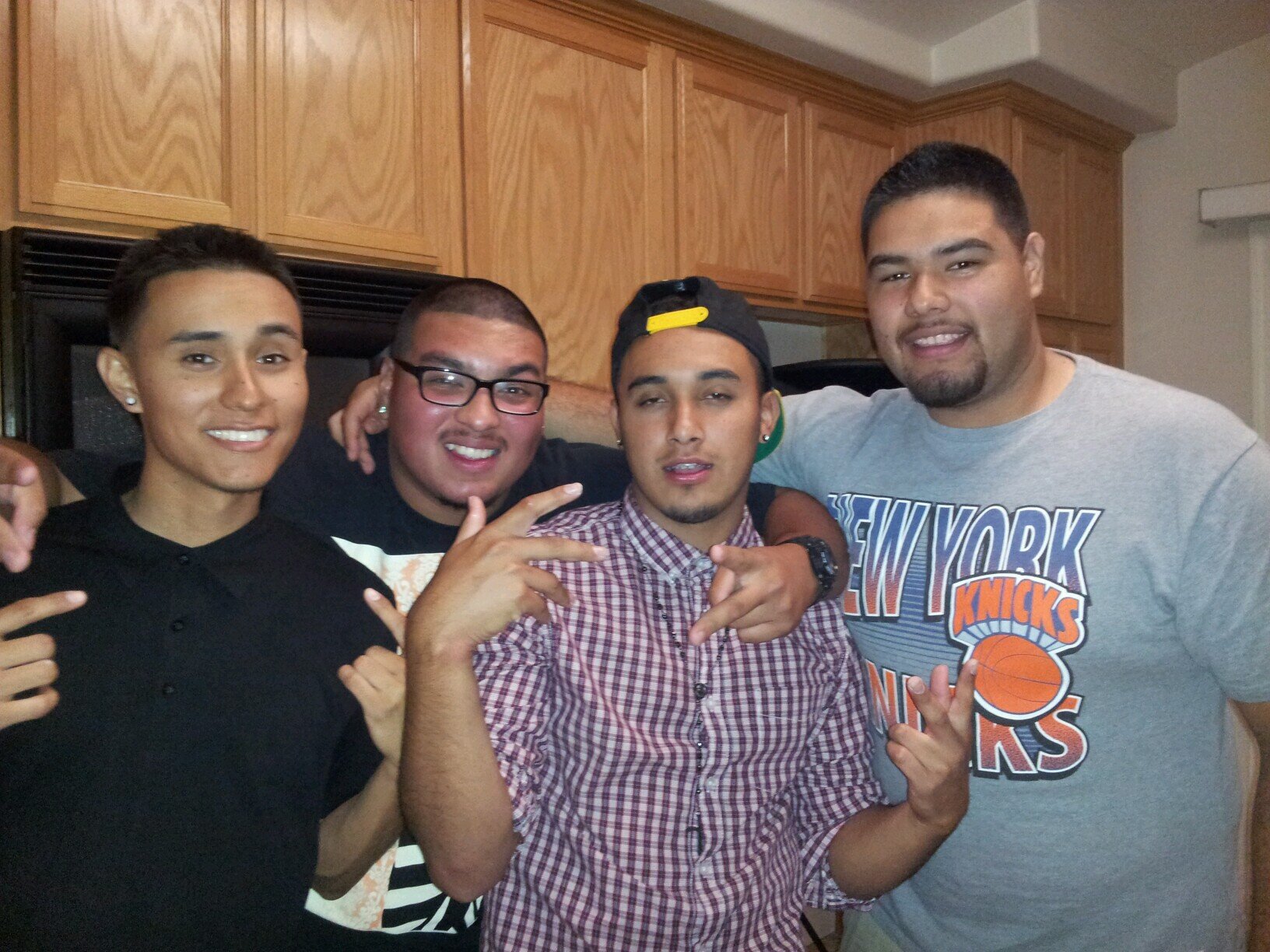 Cherroz12's profile picture. 20  future firefighter. folllow! =)