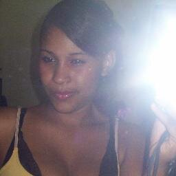 #vive la viida al maximOo qk sabemOs de hoy  , pero no sabemos del mañana...  amOo mis reynas