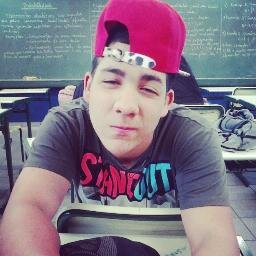 Aee seus filhas da puta cheguei kk'