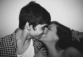 I'm hopelessly devoted to falling in love ♥