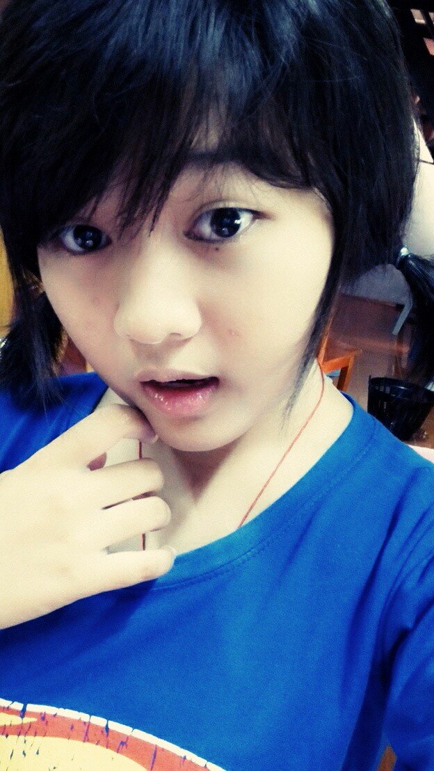 ชื่อหลิงจ้า เพศดี้ นะ ^^ ชื่อเฟส Thitirat ling ^^