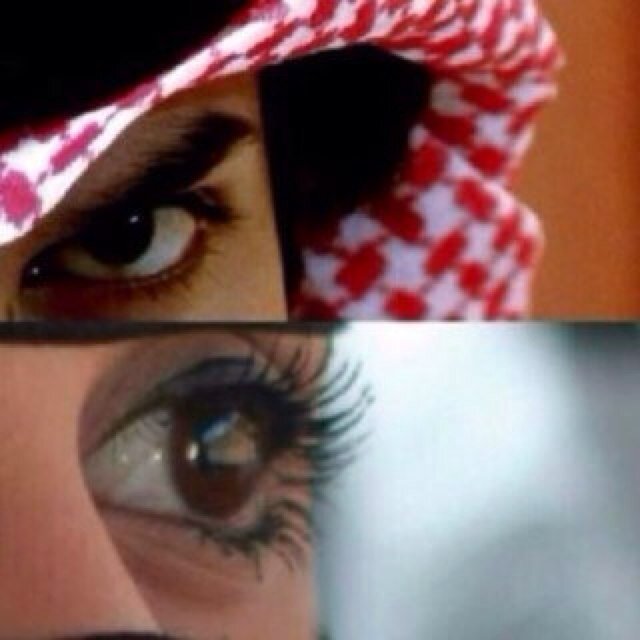 ㅤ نشوف آلخطآ ونصد لو آلعيون تشوف . عــن . آلهيّنه . نـبعد نـظرنآ . وهقوتنـآ '
