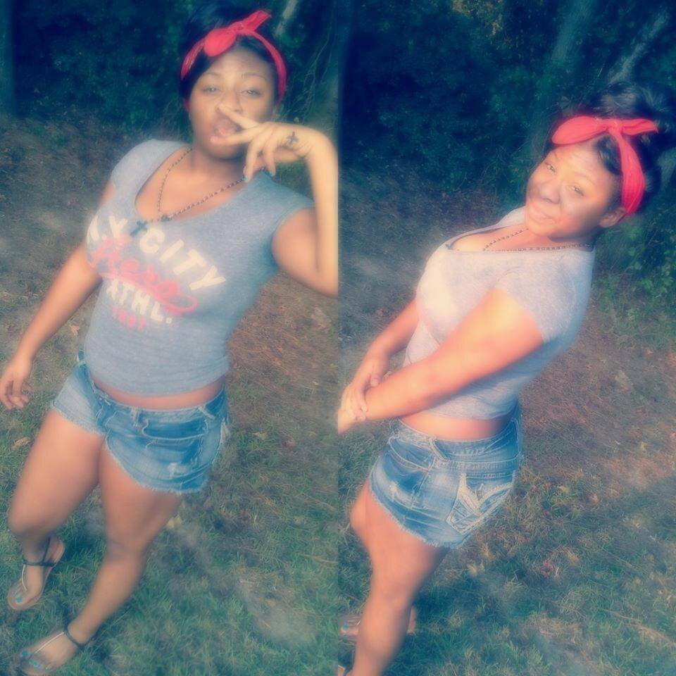 Follow me , I'll FOLLOW BACK !! ;) & FOLLOW ME , On Insta ! @xoxo__goldenbeauty