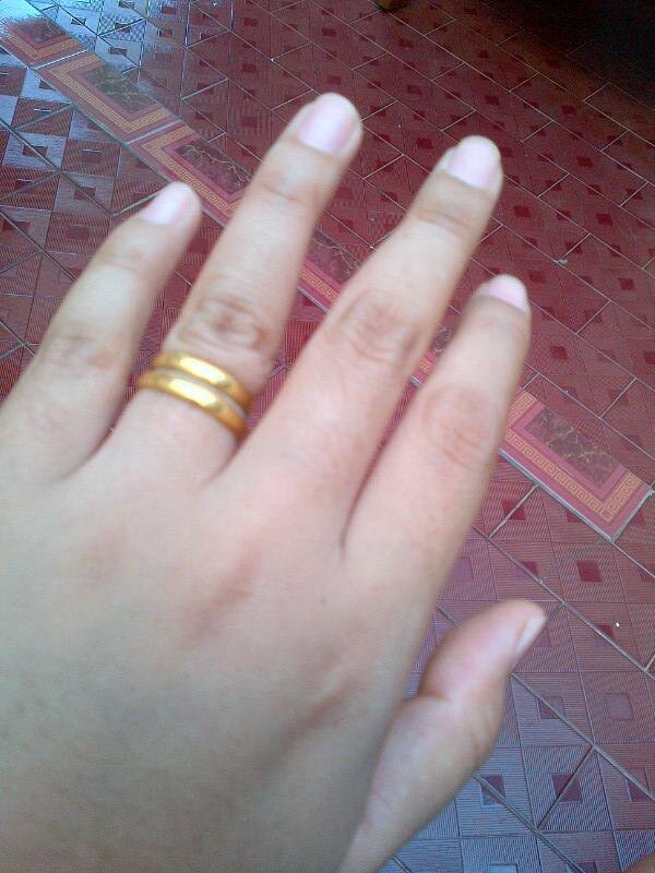 annislinawati's profile picture. 