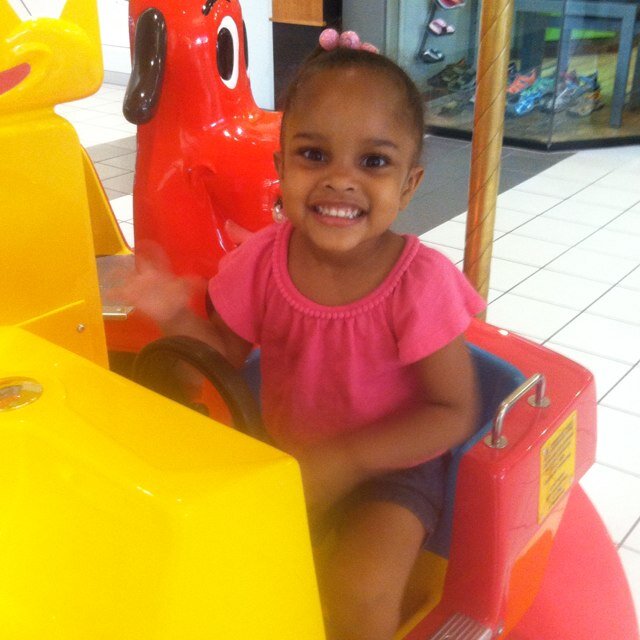 I love money... If u not talkin bout makin money then dont talk to me!!!