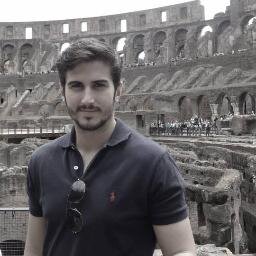Estudiante de FICO en Sevilla. Madridista hasta la muerte