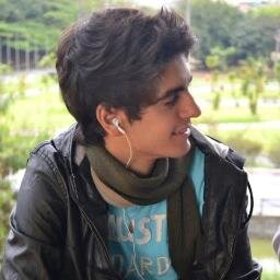 o artista desconhecido da faixa 2.    http://t.co/HbKnM31BVc