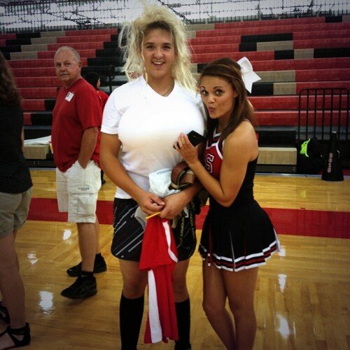 Senior '15
Carson
Varsity cheerleader♥
Powerlifting
Foow me!