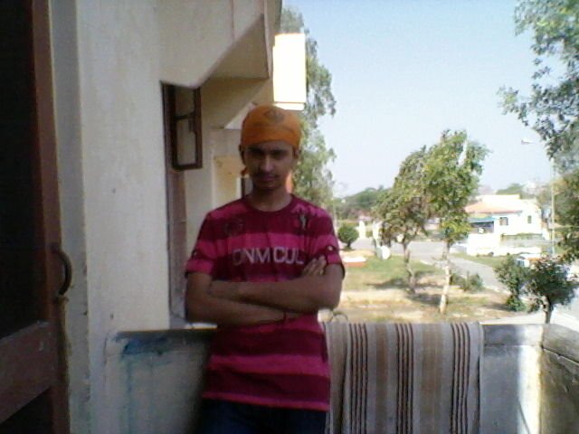 Student of class 12, keen on knowing what's happening in politics and also writes poems on political issues