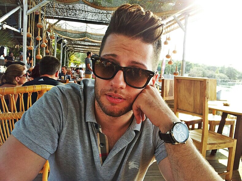 ThomasAlexiou87's profile picture. 