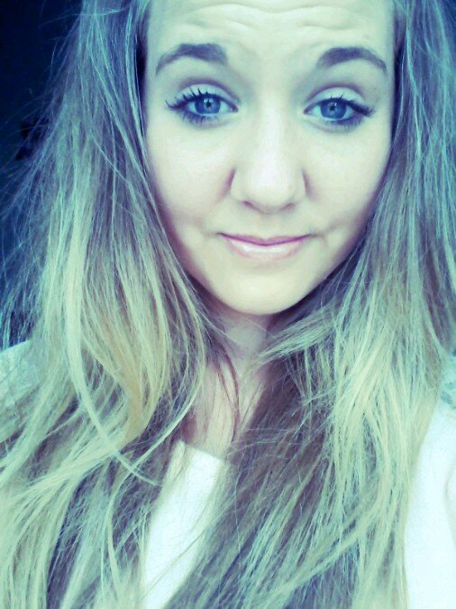 A D E L I N E  L A M E I L L E U R E. #BELIEBER.