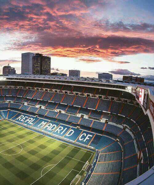 Cuanta madridista con mofa sobre los cules y mucho,mucho humo.Sigueme.Risas y demas polladas sobre el Barsa.