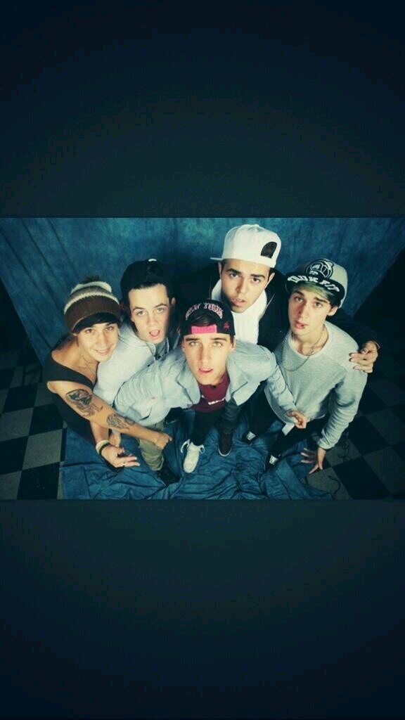 Just an average Janoskianator trying to get noticed by the sex Gods, it will happen one day ... YALLA