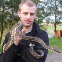 kyle083's profile picture. Adult material 18+ only