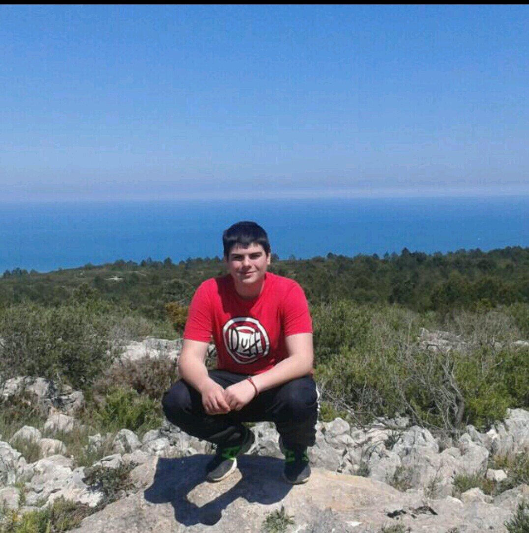 emiliosifres97's profile picture. 