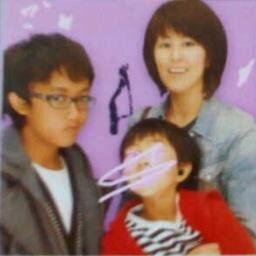 Zanzkami's profile picture. if you know you have to forget. if you walk you have to stop even if time stops running.