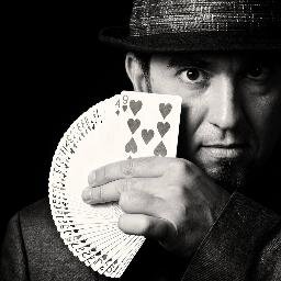 Estudiando el arte de la magia y el ilusionismo! Disponible para todo tipo de eventos