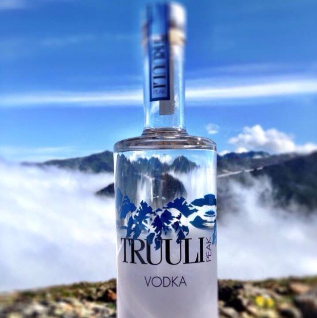 Made and bottled in Alaska. Luxury Vodka. Certified Alaskan ingredients: barley, honey, pure glacial water. UNFILTERED.
 21+ to Follow http://t.co/sBF2wa1bTJ