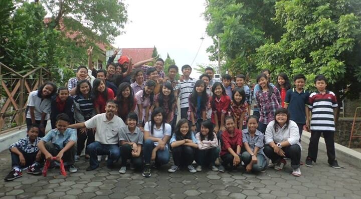 Akun Resmi DelapanE SMP Maria Immaculata | Wali kelas kami Babe Sigit♡ @Yuliussigitp | Dikelola Oleh Staf Khusus DelapanE