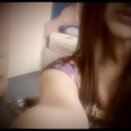 starss123xx's profile picture. Frankie Sandford is perfect - I follow back:)