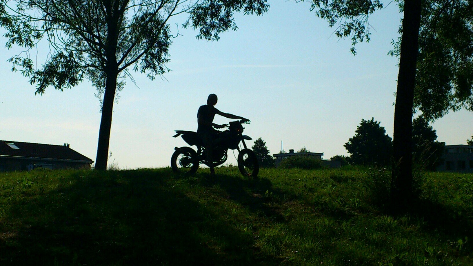 17, TT Instituut Assen/ Motorvoertuigen niveau 4. Nirvana, The Rolling Stones , Buddy's