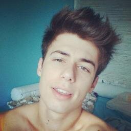 Bem Vindos ao @DramadeJovensFC .De #AP e #Favorite o que gostar. 
CURTI AE GENTE https://t.co/6jyUWlUb9a
Contato:Ana.pedrosa.9026 
Ex: Analov3m3