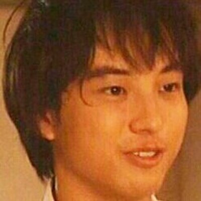 東條悟 身長は181cm 下の名前は分かりきってるね さと 部活 部活は入らなかったから帰宅部かな 将来の夢は英雄になること 好きなタイプは 優しい子 かな