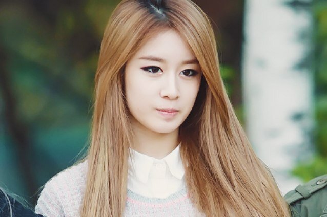 ` ↷ ✩ — Verified Roleplayer @paperstarsrp┊ Jiyeon of T-ara┊#93liner┊Single┊♡
