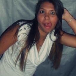 # Aquela Que Vooc Nunca Vai Ser
         By: Stefaný #