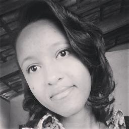 Amo Deus, minha família, o jeito moleque. Levo uma vida humilde, mas sou feliz. Aconteça o que acontecer: Seja o que Deus quiser.