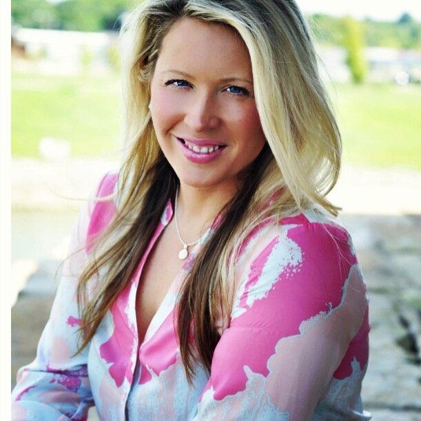 Realtor at Keller Williams Realty in Clarksville, TN. Love the Lord and my Husband!