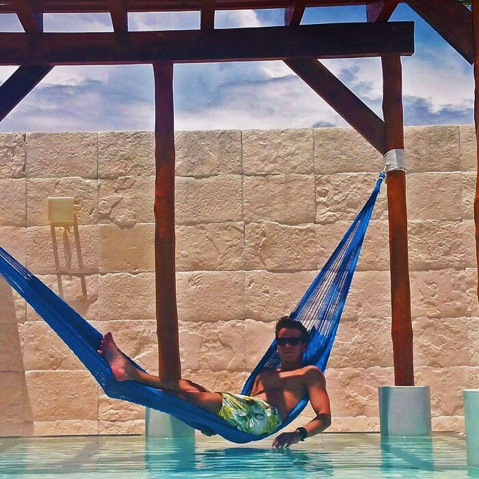 Pechu16's profile picture. Just a common guy... Good friend but selective, relaxed but explosive. 
Exercise and travelling are essential in my life!