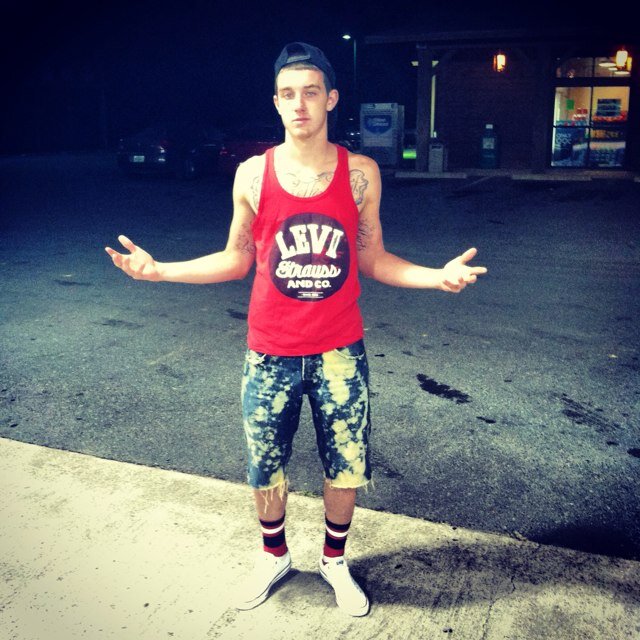 Skys the limit...... Fwm me on instagram and vine @ ashton_nelson #⃣1⃣7⃣