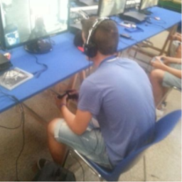 FrAnCeSiToH's profile picture. Jugador polivalente. No hace falta mas palabras para describirme. Finalista de Begastri Lan Party y player desde mw3
Skype: patri.garcia12