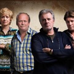 De Man Met De Hamer is een nieuwe dramaserie van RTL 4 waarin Martijn Krabbé en Jeroen Krabbé de hoofdrollen vertolken. Iedere zondag om 21:30 uur.