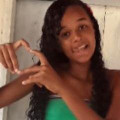 ''Voltar com ex é a mesma coisa que comprar um carro que já foi seu. Vem com os mesmos defeito, só que mais velho e mais usado.''