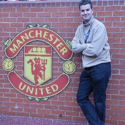 Muziek-, sport- en filmliefhebber, fanatiek hardloper, Manchester United fan, UEFA C Youth, UEFA B Youth