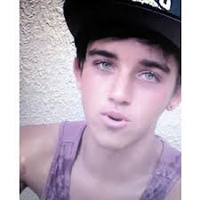 saved for @twerkingonluke bye