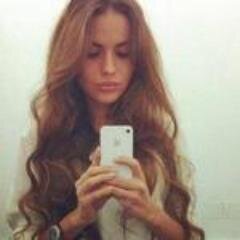 Mmm  I like to play the guitar and the voice but I also love One Direction band are brilliant and that is if you can not see me do not love me and I LOVE FOOD!!