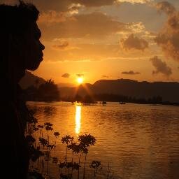 RamaHasan_'s profile picture. [RA]hmad Bin [M]uhammad [A]mien Bin [Hasan] | a Muslim | Son | Brother | Science communication student | Blogger | http://t.co/R8HzahVU15