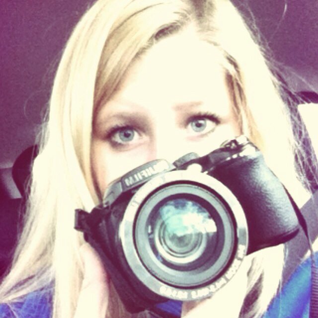 Liveloveliam12's profile picture. I've been roaming around always lookin down at all i see