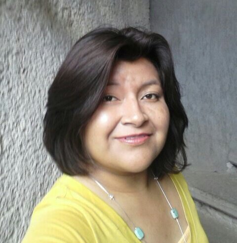 Lic. en contaduría.