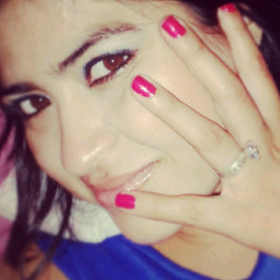 DeniaGarcia's profile picture. Estudiante de Mercadotecnia USPS.  Siempre dare #follow  a Dios ♫♪ Prioridad Dios, amo a mi familia me gusta lo que hago,Todo por tii..