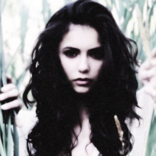 Nikolina Konstantinova Dobreva || 24 || actress || tvd || single