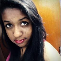 Ingrid , 14 , são paulina, escorpiana, chocólatra, fofa, chata, ciumenta, boba , família, Deus ♥    @luansantana  3