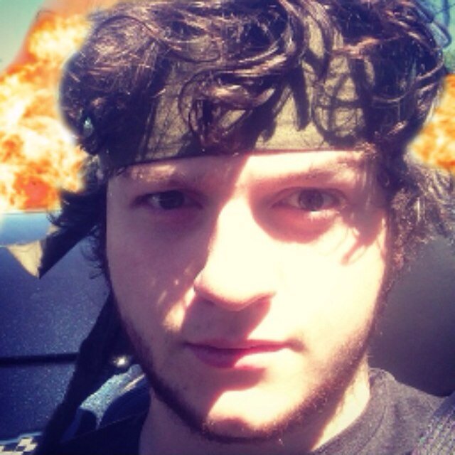 Hey guys i got a twitter account just to chat to u guys so send me a message if u wanna chat